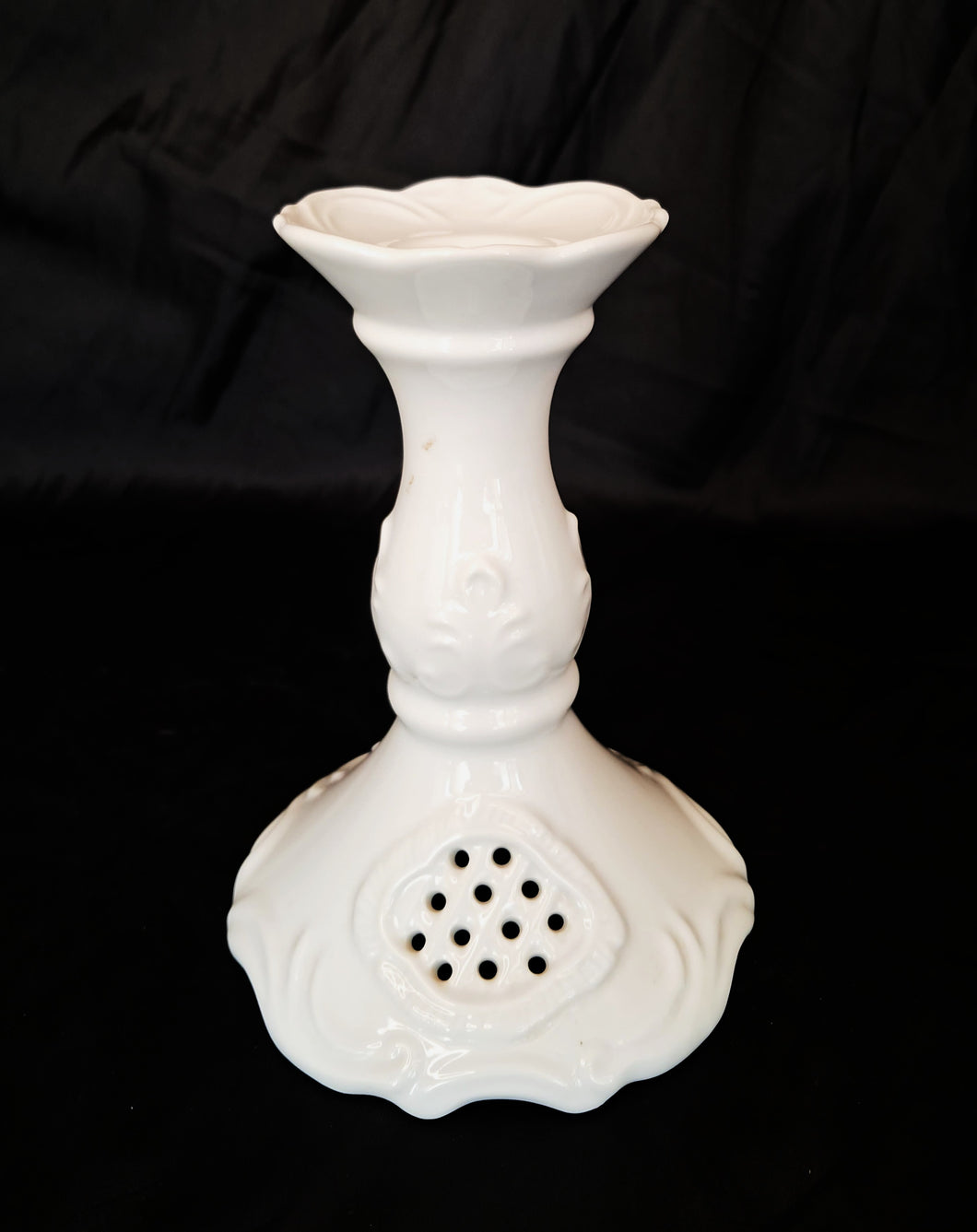 Castiçal Redondo Rendado